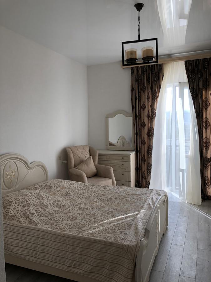 Hotel Lilu à Tbilissi Extérieur photo