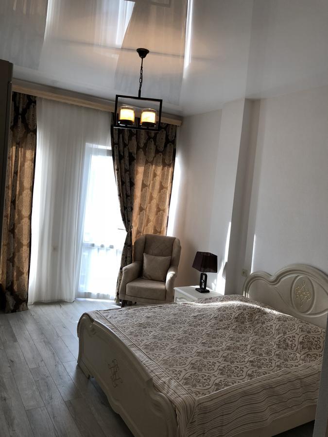 Hotel Lilu à Tbilissi Extérieur photo
