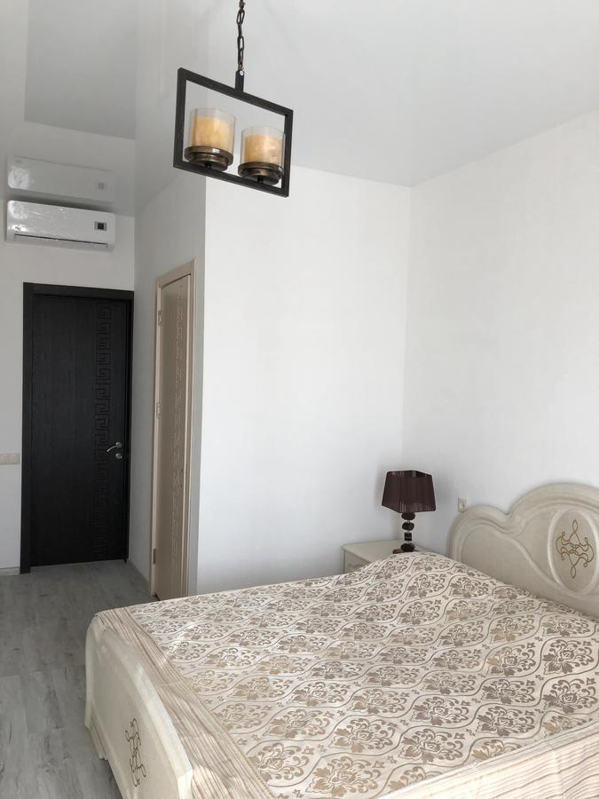 Hotel Lilu à Tbilissi Extérieur photo